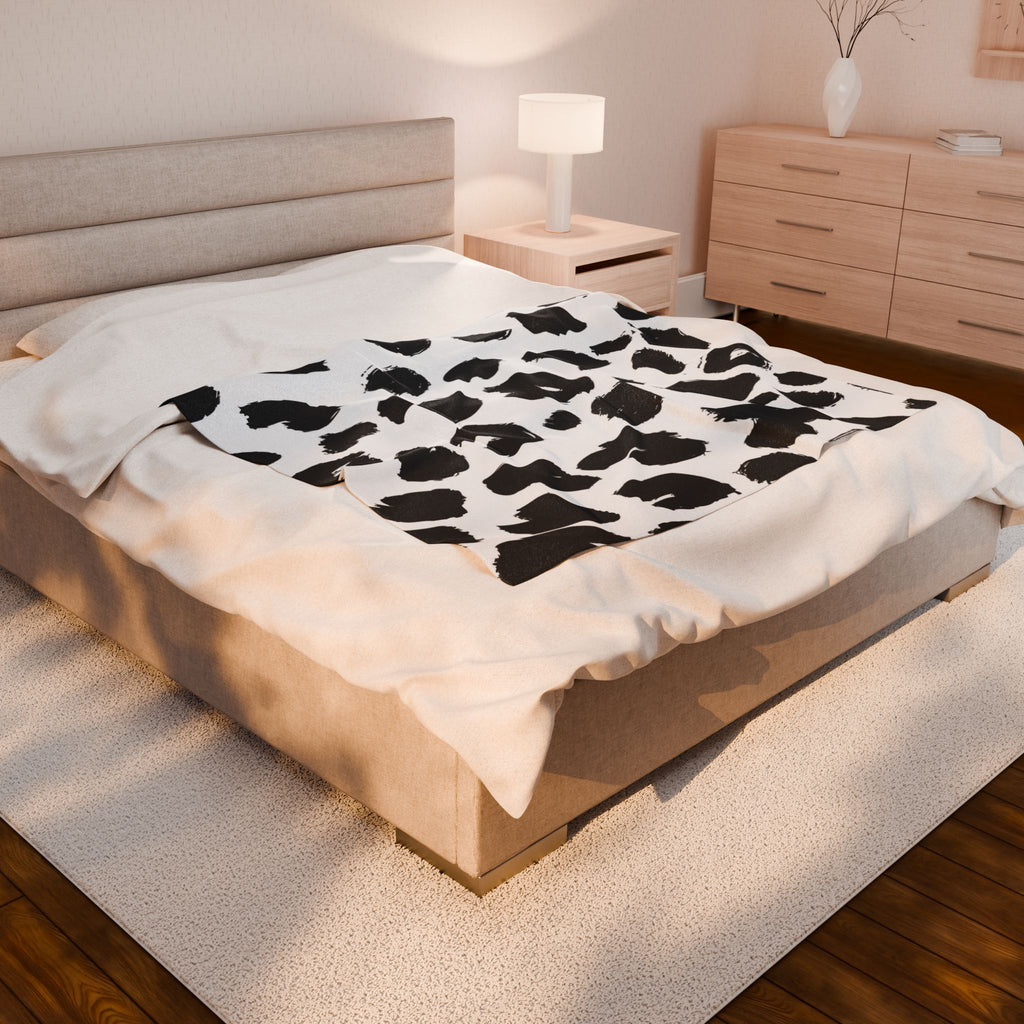 Chic Leopard Print Velveteen Plush Blanket, Cozy Throw for Home, Stylish Gift, Perfect for Winter Evenings, Bedroom Decor