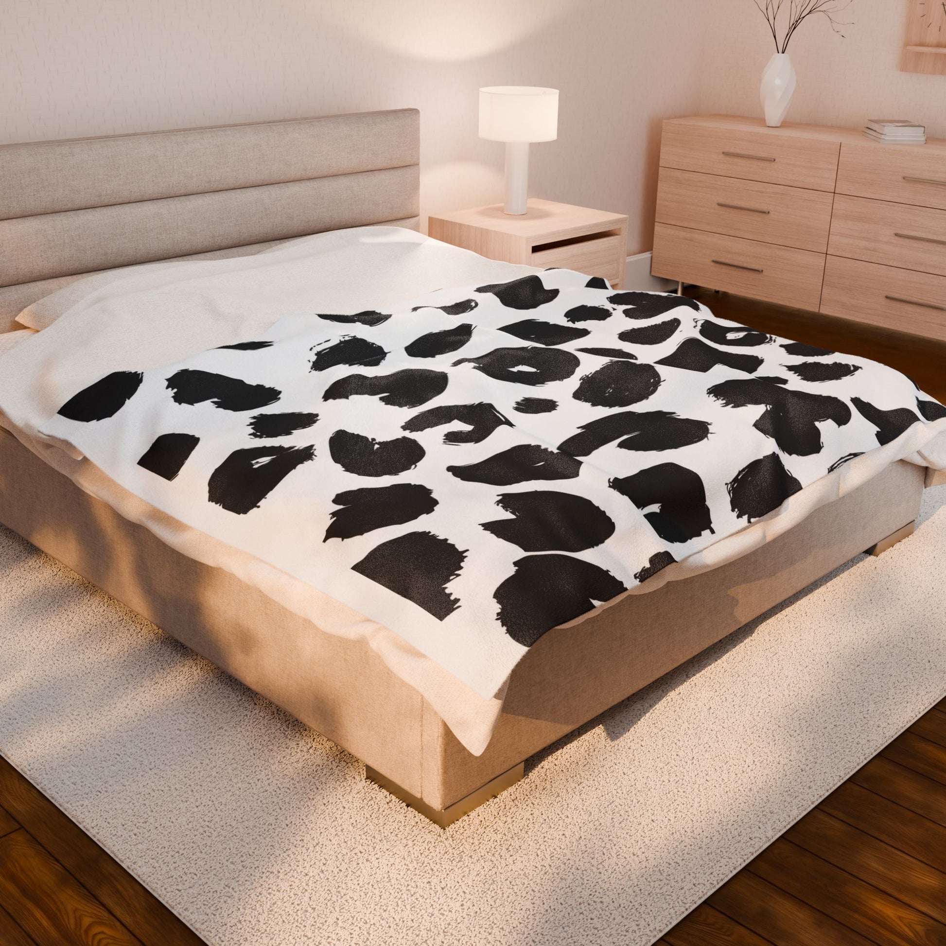 Chic Leopard Print Velveteen Plush Blanket, Cozy Throw for Home, Stylish Gift, Perfect for Winter Evenings, Bedroom Decor