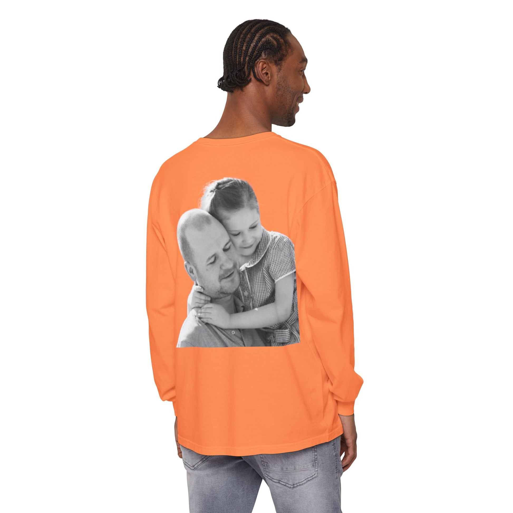 Unisex Garment-dyed Long Sleeve T-Shirt